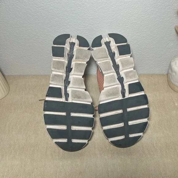 On Running Cloudswift 2.0 Sneakers in Blush and Blue Size 11 MSRP $199 - Picture 16 of 16